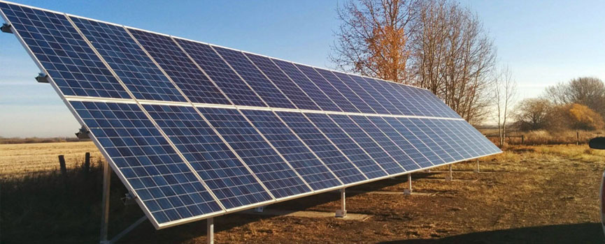 Single row ground mounted solar panel