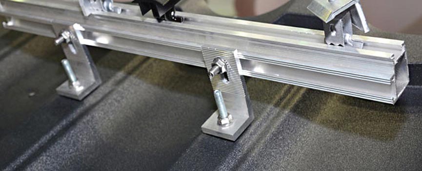 L feet and rails on corrugated roofs