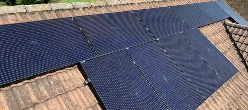 Solar panels on tile obsolete roofs