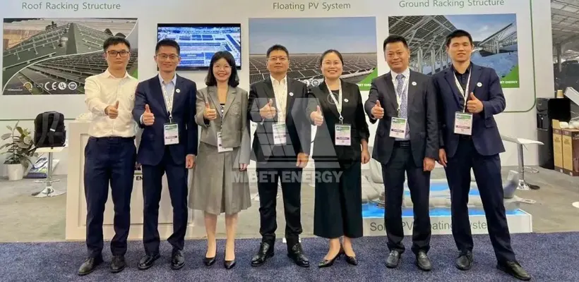 Mibet Team Group Photo at the U.S. International Solar Exhibition