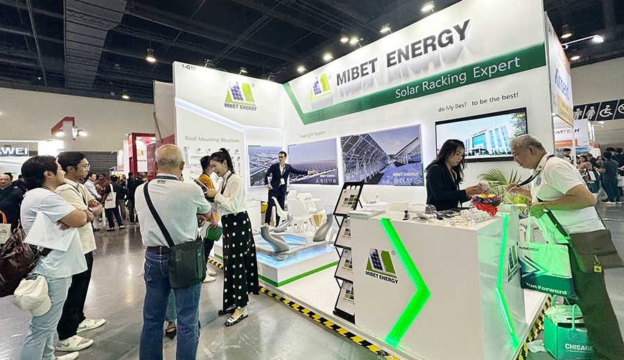 Exhibition visitors learn about our PV products